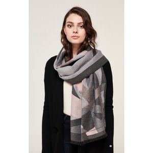 SOIA & Kyo Larisa Scarf